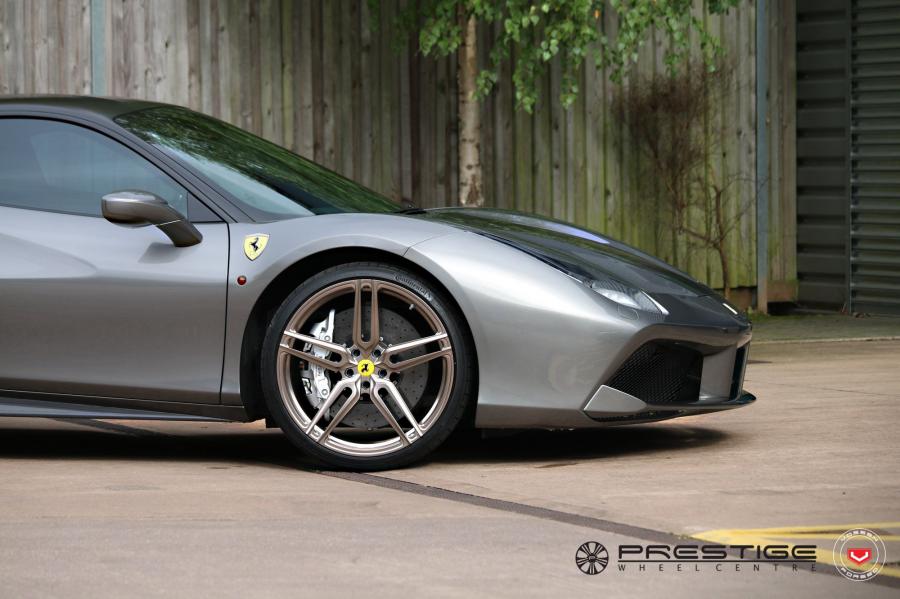 Детали экстерьера Ferrari 488 GTB on Vossen Wheels (HC-1) 2017 года  (фото 8 из 17)